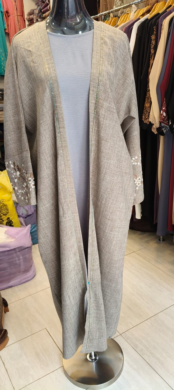 Dubai abaya