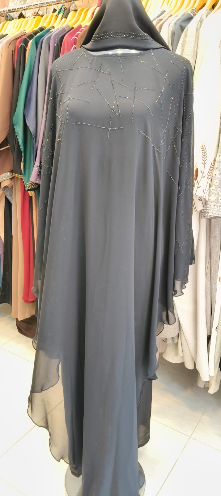 Dubai abaya